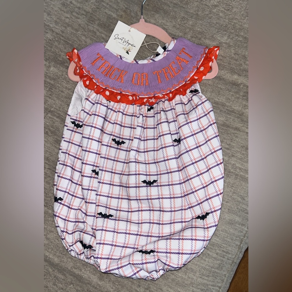 NWT “trick or treat” Sweet Magnolia bubble 12/18m